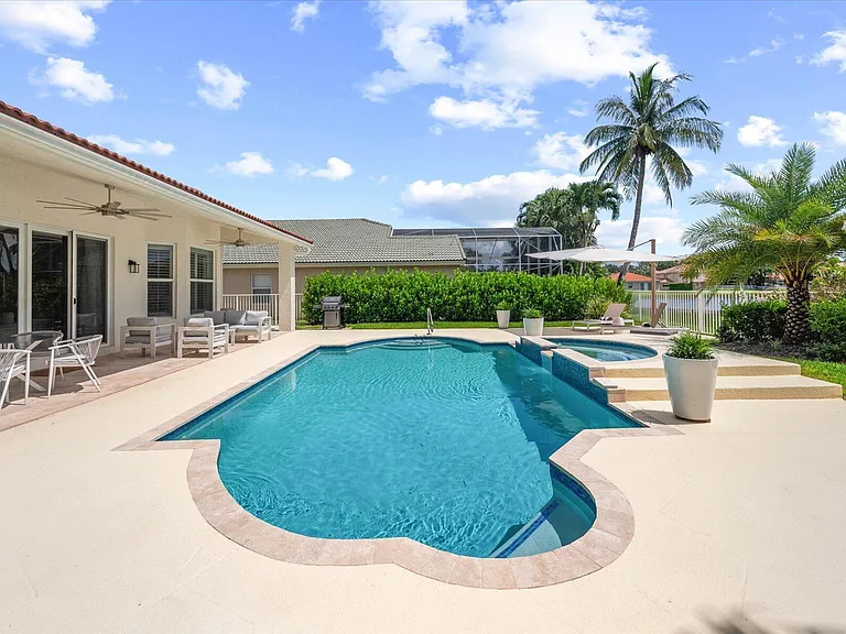 4145 Bahia Isle Cir — Photo 38