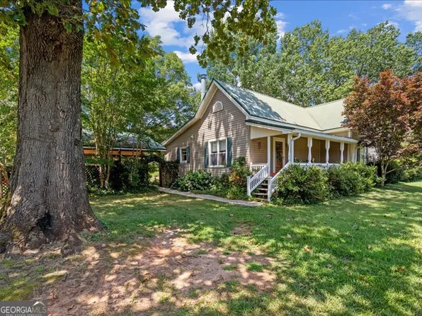 245 Delia Pease Rd, Carrollton, GA 30117