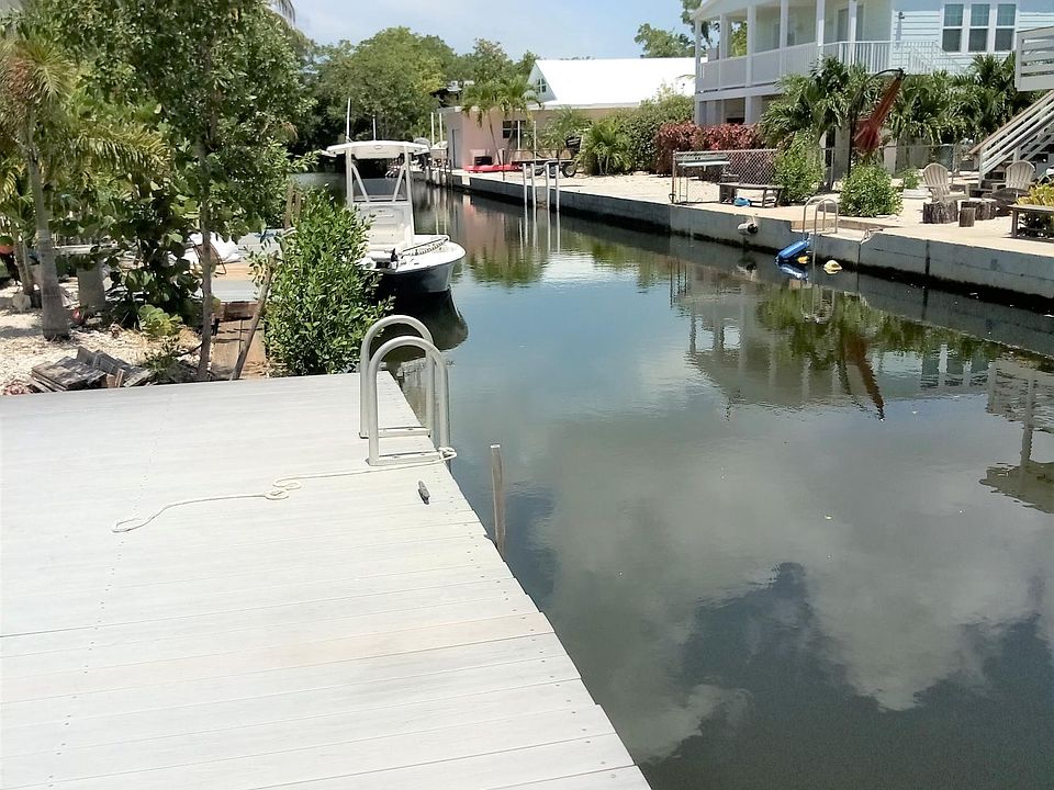 1st image of 621 Carolyn Ave