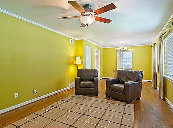 5th image of 3742 La Joya Dr