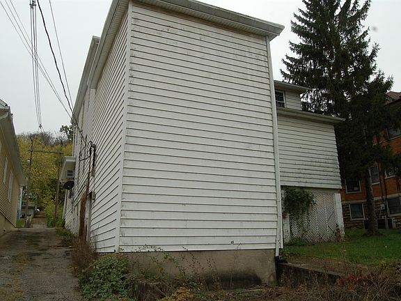 3rd image of 310 4th St Lot 138