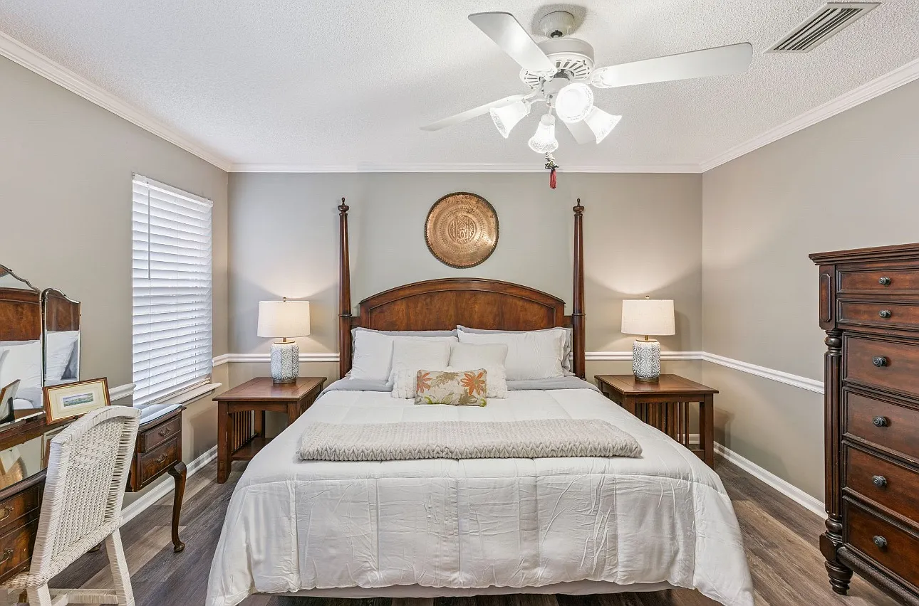 111 Thompson Cove — Photo 4
