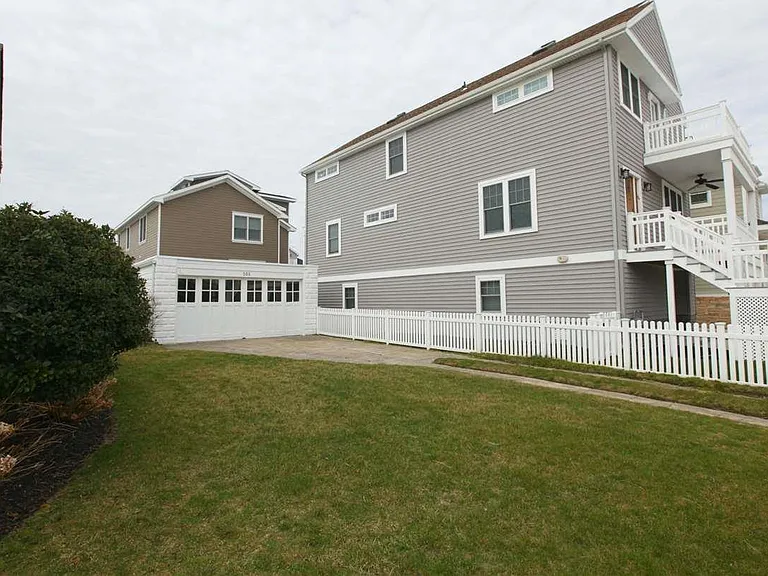 104 N 35th Ave #WINTER — Photo 22