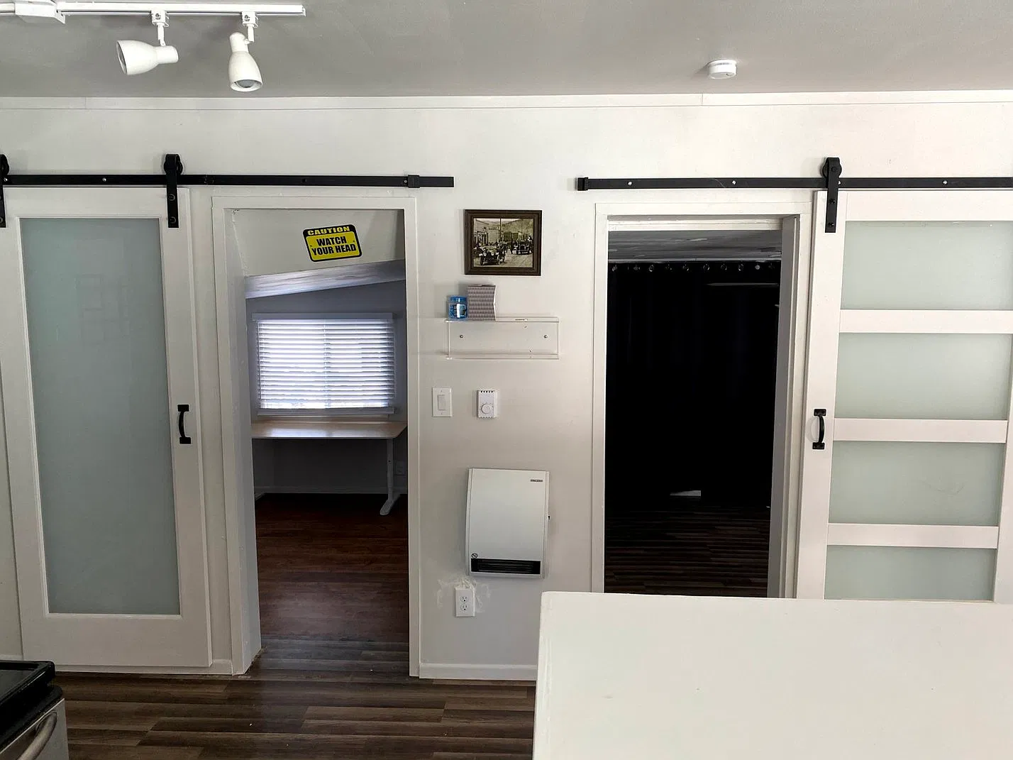 2 bed, 944 sqft, $1,900 — Photo 2