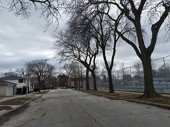 4th image of 8241 S Essex Ave