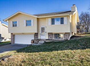 2107 Brighton Dr, Bellevue, NE 68123