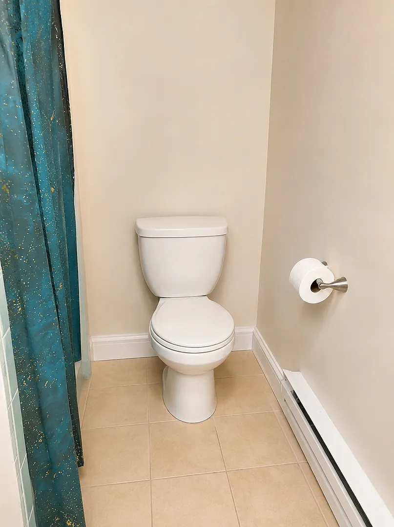 108 South Lake — Photo 4