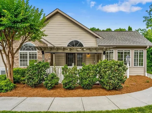 4183 Birch Hammock Dr, Greensboro, NC 27409