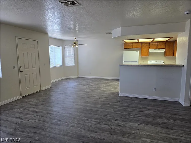 6553 McRae Ave #201 — Photo 4