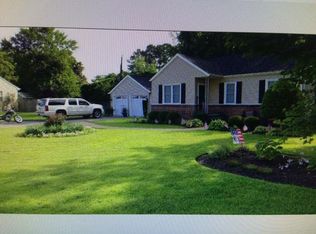 124 Riverview Dr, Hampton, VA 23669