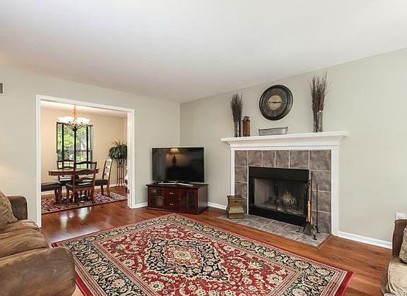 4th image of 2510 Laurel Oak Dr