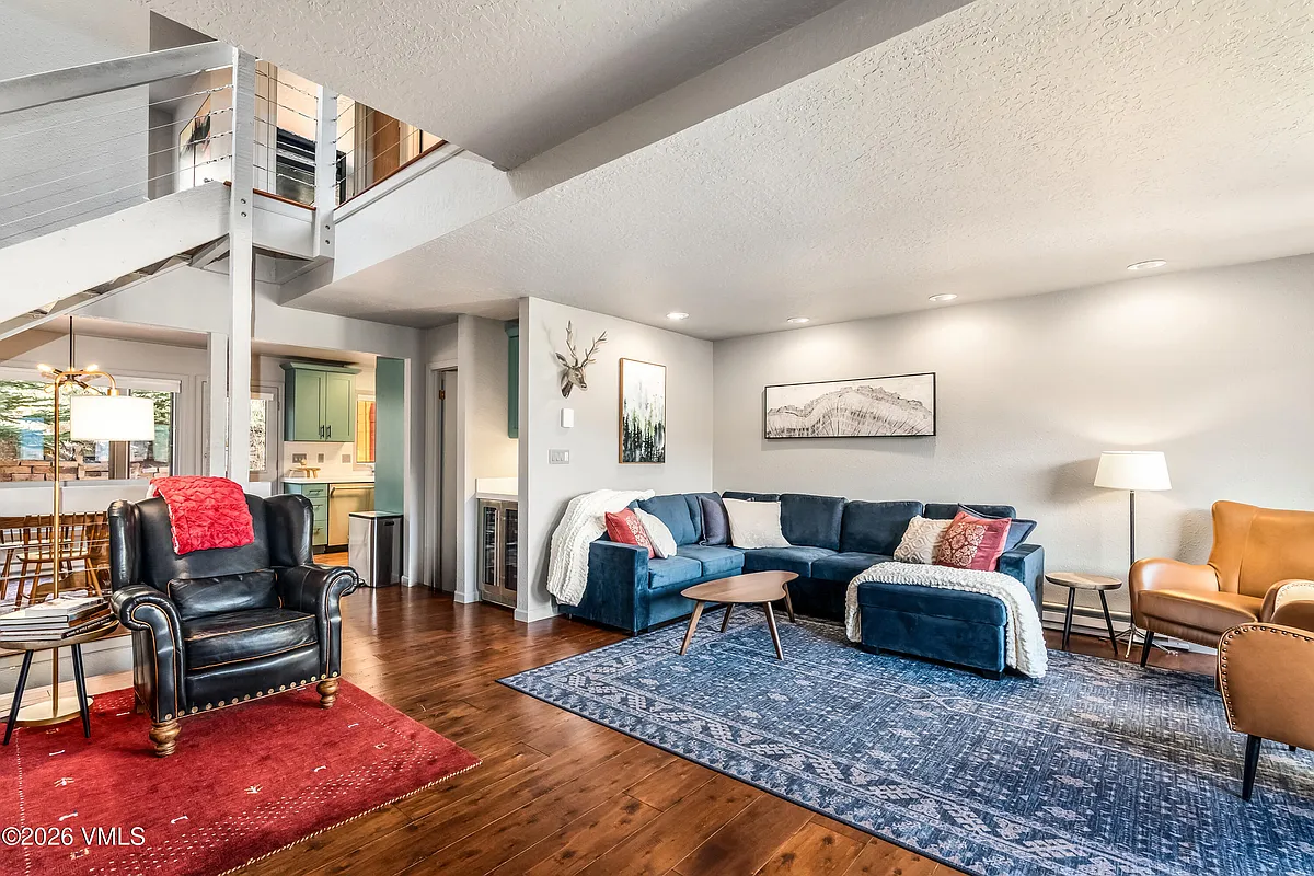 Building Photo - 1370 Sandstone Dr #12