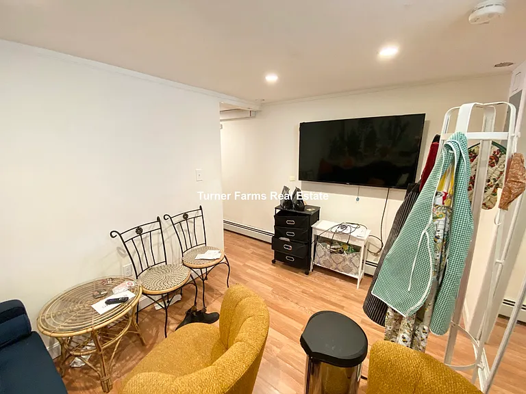 16 Greenwich St #161 — Photo 8