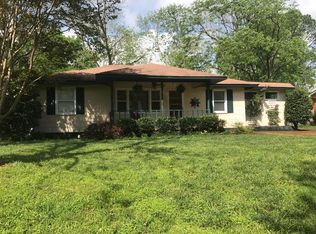 811 Giles Dr NE, Huntsville, AL 35801