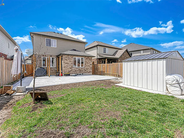 573 Forman Ave — Photo 22