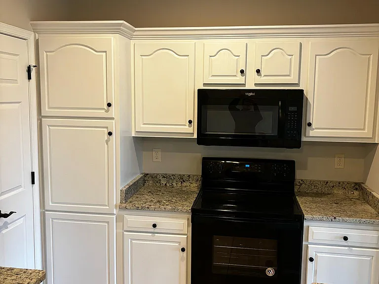 3 Delano Dr — Photo 2