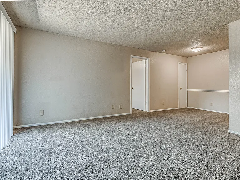 Riverchase Apartments — Photo 47