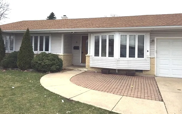 58 Forest Ln