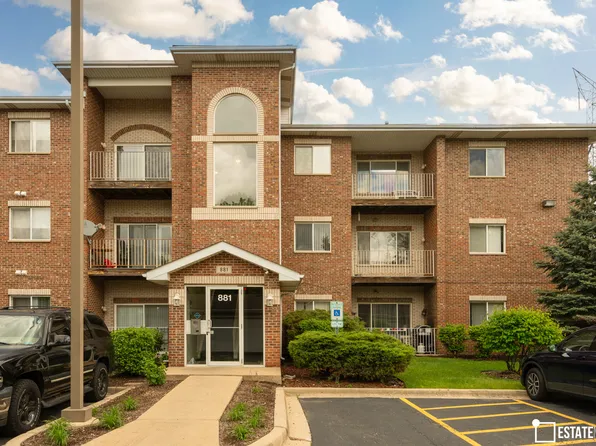 881 N Swift Rd Unit 308, Addison, IL 60101