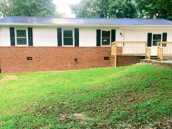 171 Demps St, Spencer, TN 38585