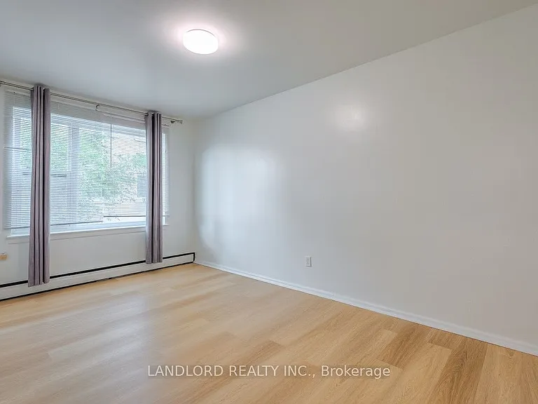111 Craydon Rd #201 — Photo 11