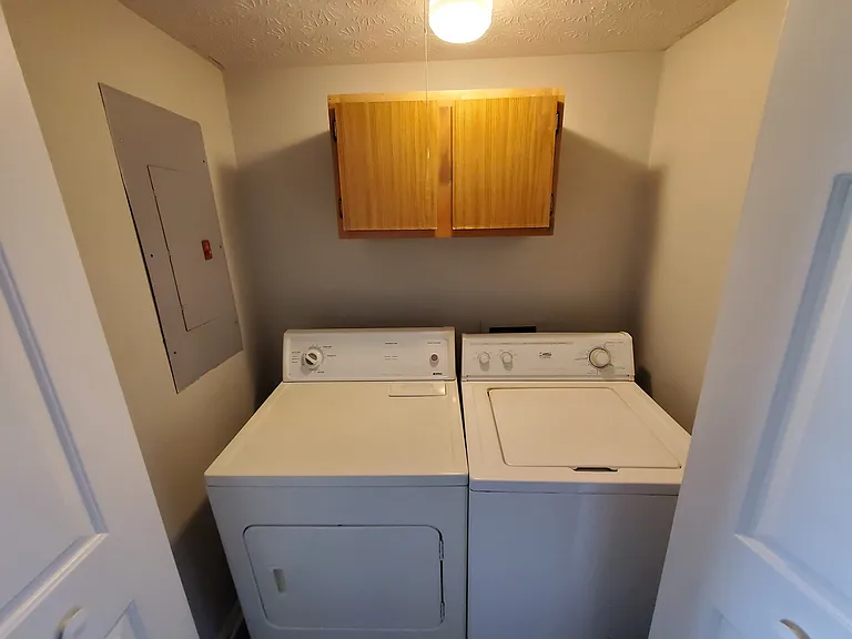 1100 Horsemans Ln #26 — Photo 4