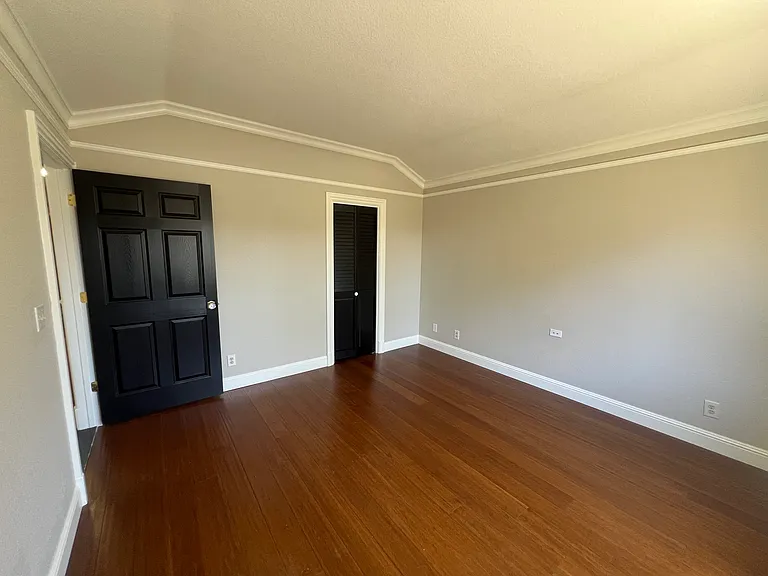 660 Helen Dr — Photo 17