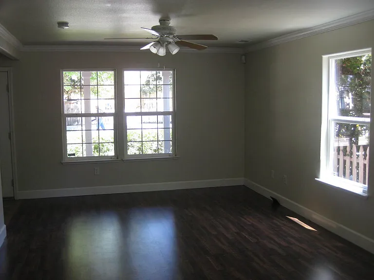 1240 W 3rd St — Photo 2