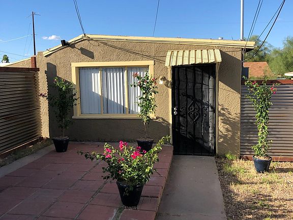 2nd image of 2602 N Balboa Ave APT 7