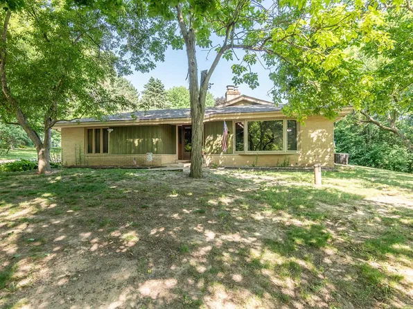 226 Nob Hill DRIVE WEST West, Colgate, WI 53017