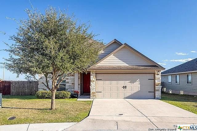 1st image of 798 Wolfeton Way