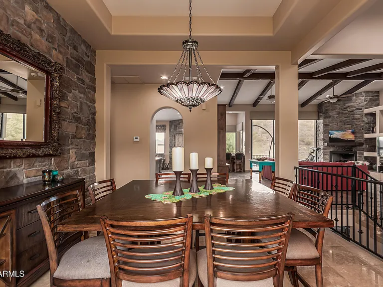 36138 N Summit Dr — Photo 16