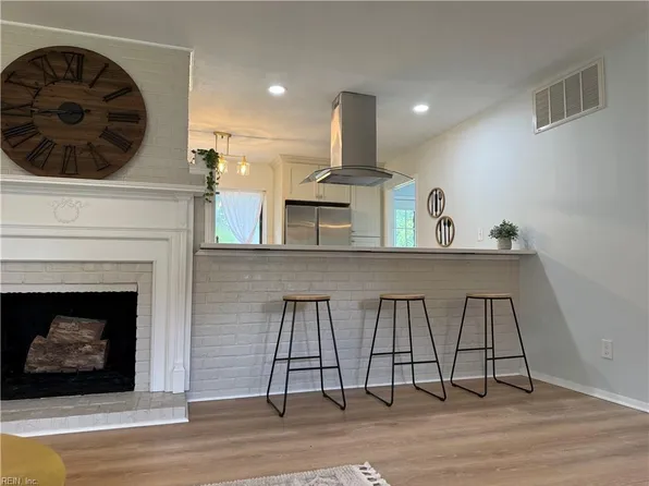 5424 Hatteras Rd, Virginia Beach, VA 23462