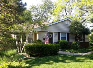 1310 W Sigwalt St, Arlington Heights, IL