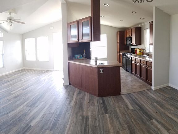 Wonderful large open feeling with large windows - OCEAN VIEW