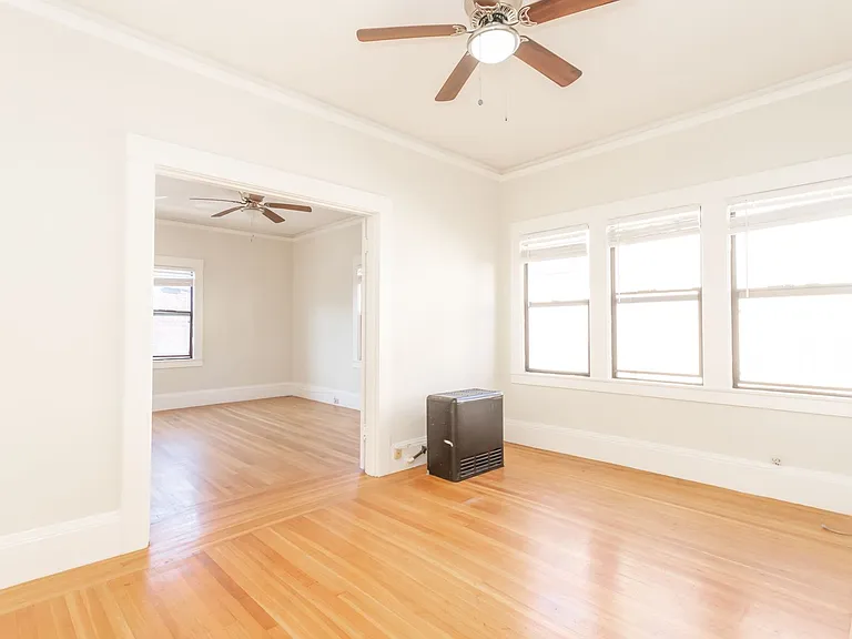 3205 College Ave — Photo 15