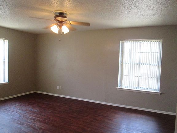 3rd image of 3860 Wonder Ct