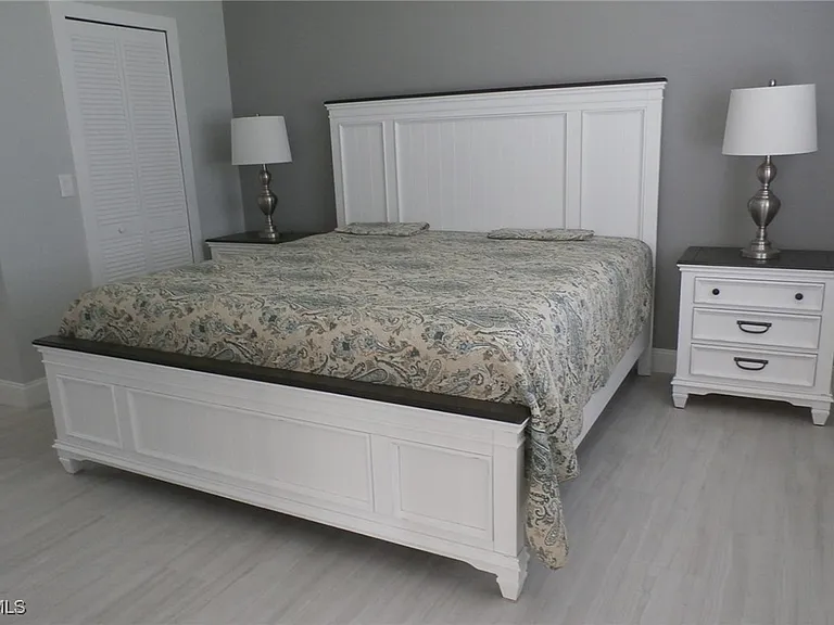 11110 Caravel Cir #101 — Photo 19