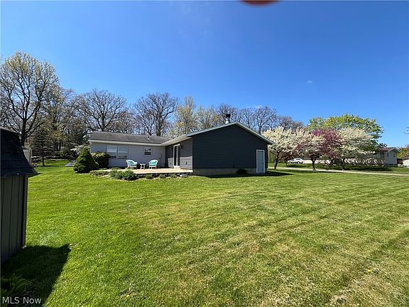 4th image of 3241 Shelly Blvd
