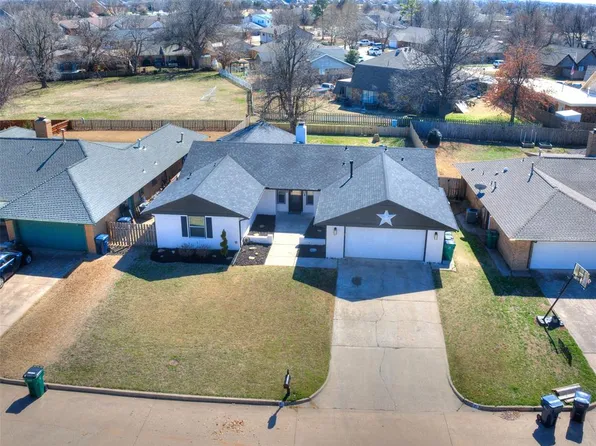 11500 Carriage Dr, Yukon, OK 73099