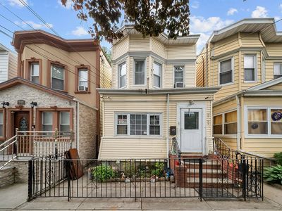 8564 79th St, Woodhaven, NY, 11421