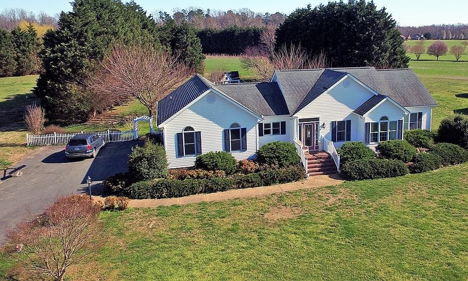1st image of 1072 Coan Harbour Dr