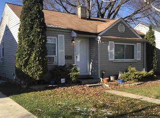 28073 Waverly St, Roseville, MI