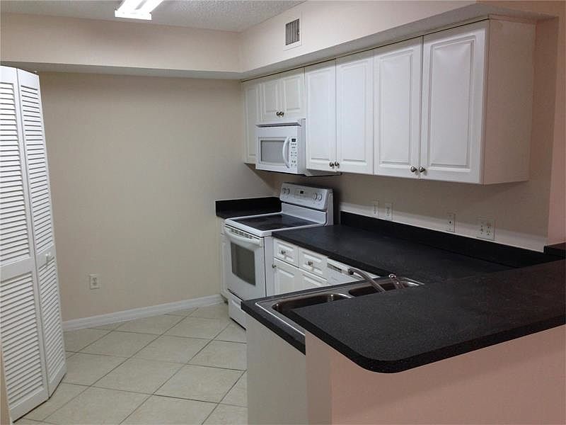 2nd image of 9650 NW 2nd St #1205