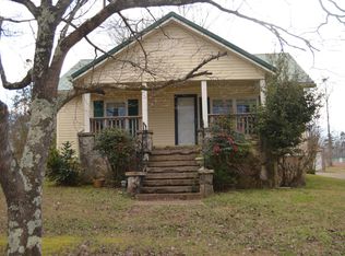 202 Quail Ln, Lookout Mountain, GA 30750