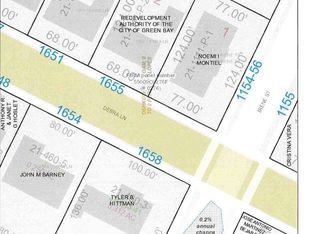 1655 Debra Ln, Green Bay, WI 54302