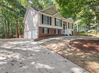 73 Maplelake Ct, Acworth, GA 30101