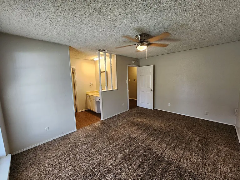 4617 Aspen Way — Photo 10