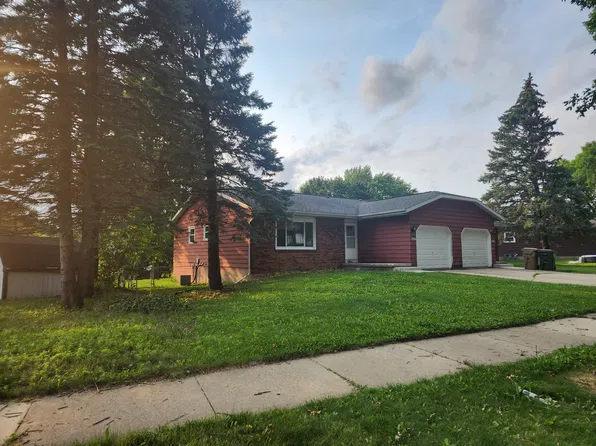 106 Georgiana Cir, Madison, WI 53716