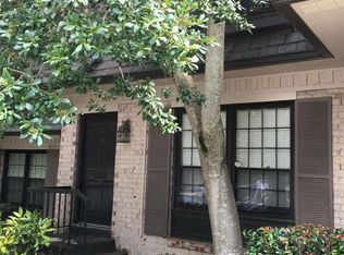 8 Vista Sq NW, Atlanta, GA 30327